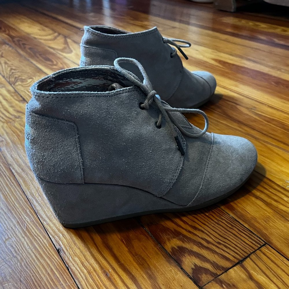 Toms Kala Lace Up Wedge Ankle Bootie